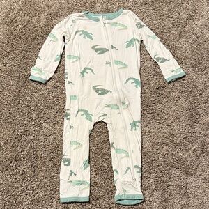 Kyte baby zippered romper alligator